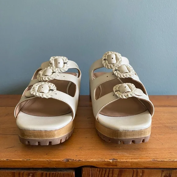 Beklina Buckle Clog Sandal Size 11 - Picture 3 of 11